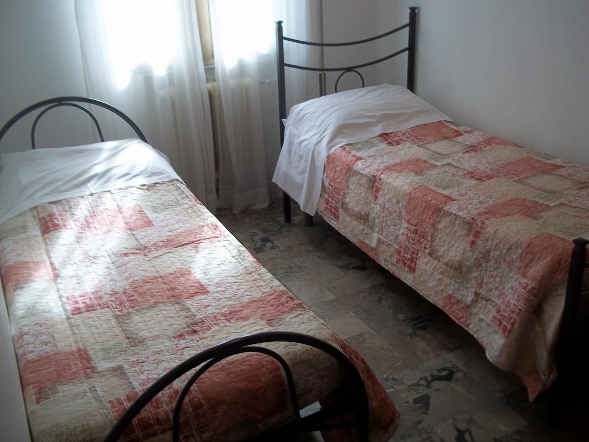 Appartamento Gronda Lagunare Тессера Экстерьер фото